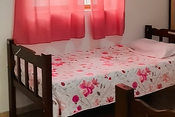 Quarto adaptado